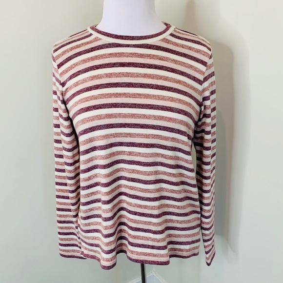 π5 for $25π American Eagle Soft and Sexy Top - Picture 1 of 4